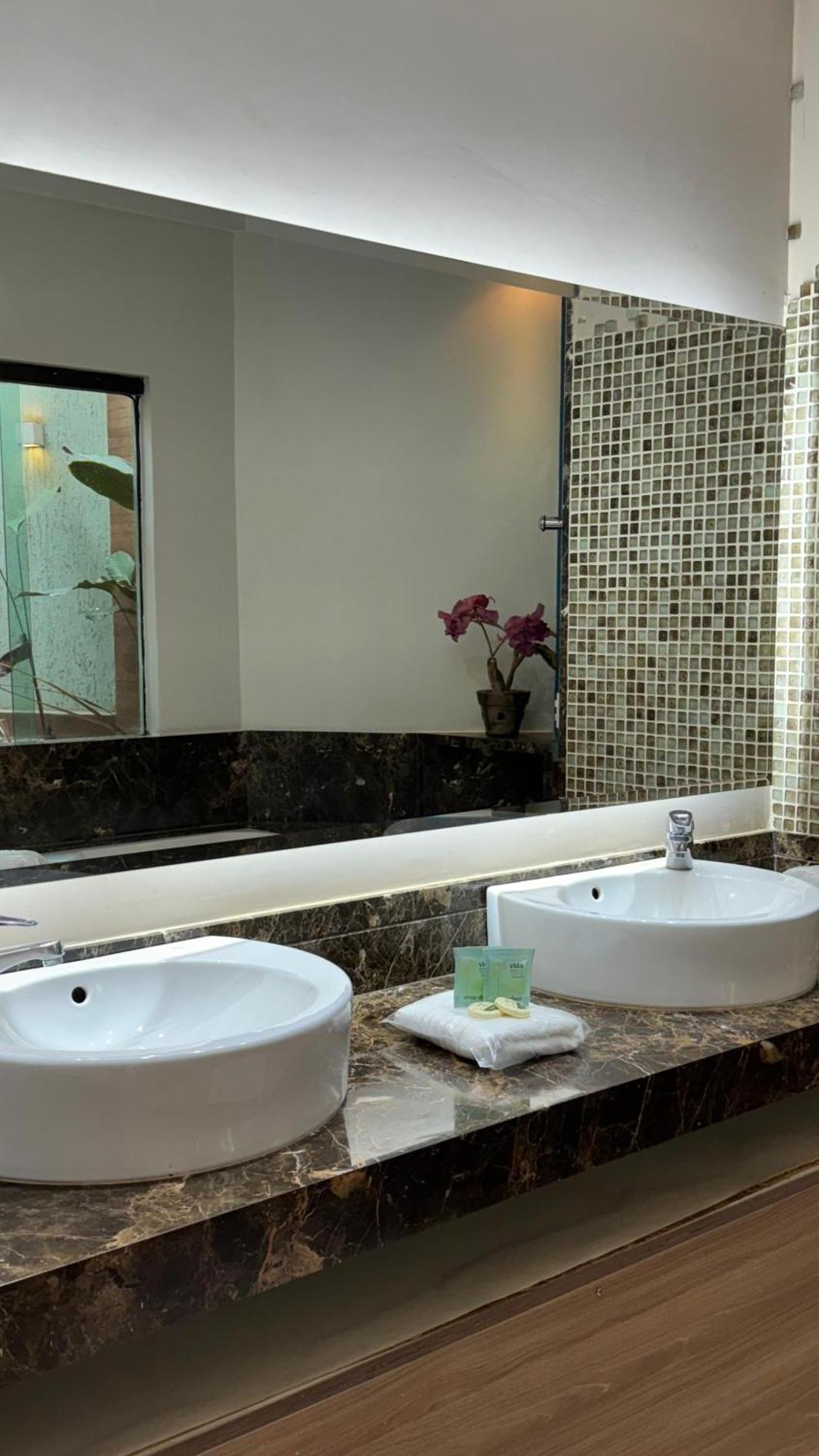Pousada Shangrila Rp Ribeirão Preto Buitenkant foto